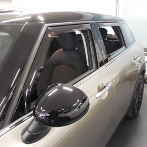 Deflettori aria Farad per...